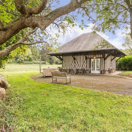 L'Atelier A L'Oree Des Bois Saint-Pierre-en-Auge Exteriér fotografie