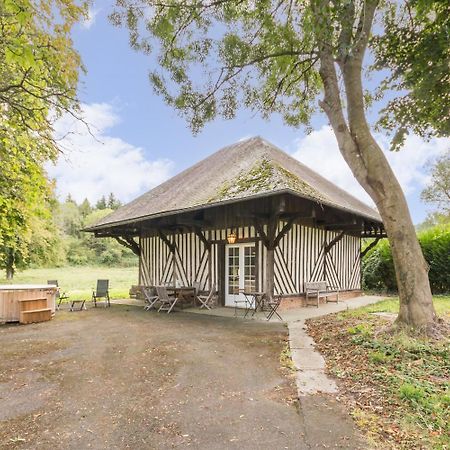 L'Atelier A L'Oree Des Bois Saint-Pierre-en-Auge Exteriér fotografie